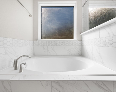 17681 Rosette Grass Drive - Photo Thumbnail 26