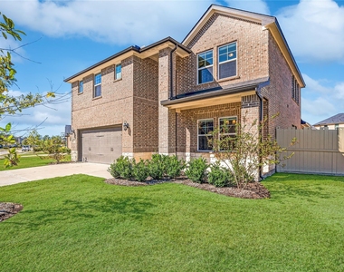 17681 Rosette Grass Drive - Photo Thumbnail 1
