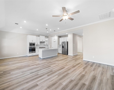 17681 Rosette Grass Drive - Photo Thumbnail 18