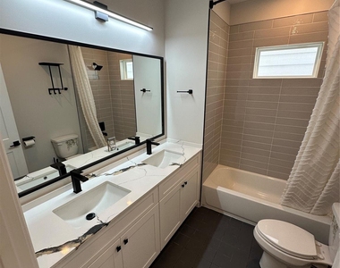 2032 W Tidwell Road - Photo Thumbnail 24
