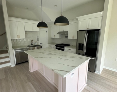2032 W Tidwell Road - Photo Thumbnail 30