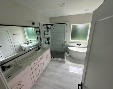 2032 W Tidwell Road - Photo Thumbnail 17