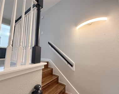 2120 El Paseo Street - Photo Thumbnail 10