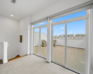 1804 Prospect Street - Photo Thumbnail 39