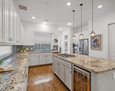 1804 Prospect Street - Photo Thumbnail 15