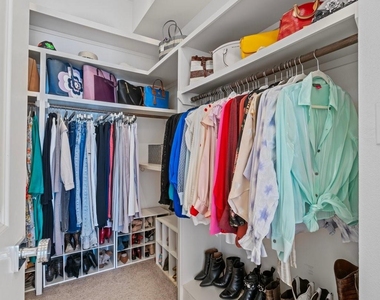 1804 Prospect Street - Photo Thumbnail 33