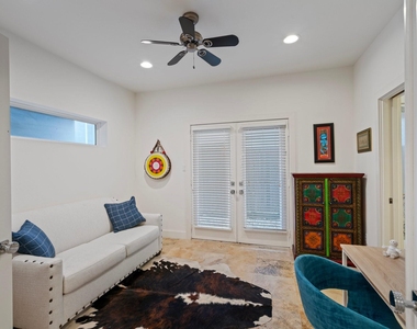 1804 Prospect Street - Photo Thumbnail 7