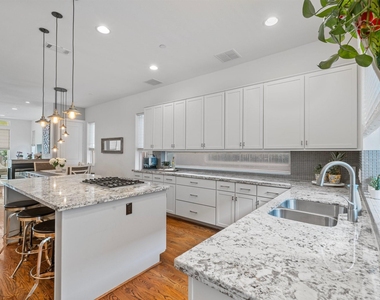 1804 Prospect Street - Photo Thumbnail 16