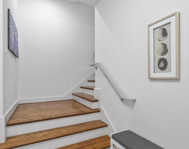 1804 Prospect Street - Photo Thumbnail 9