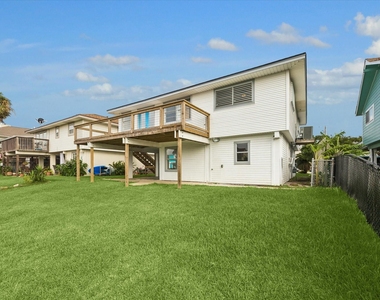 1079 Redfish Street - Photo Thumbnail 20