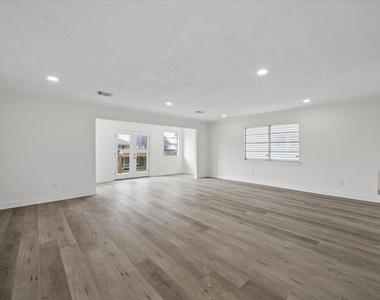 1079 Redfish Street - Photo Thumbnail 4