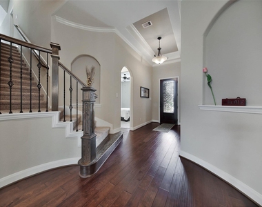 2718 Carriage Hollow Lane - Photo Thumbnail 1