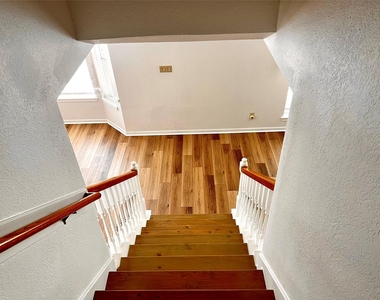 16911 Ascot Meadow Drive - Photo Thumbnail 17