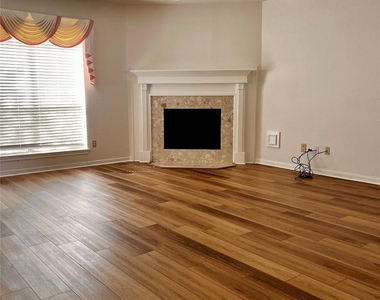 16911 Ascot Meadow Drive - Photo Thumbnail 8