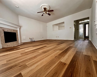 16911 Ascot Meadow Drive - Photo Thumbnail 9