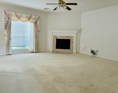 16911 Ascot Meadow Drive - Photo Thumbnail 3