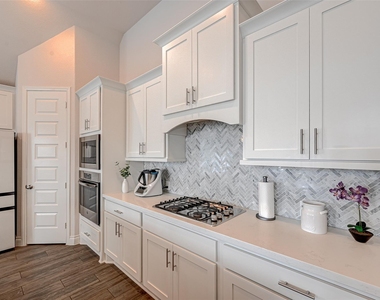3510 Auburn Creek Circle - Photo Thumbnail 34