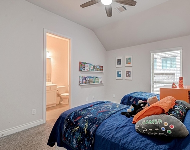 3510 Auburn Creek Circle - Photo Thumbnail 19