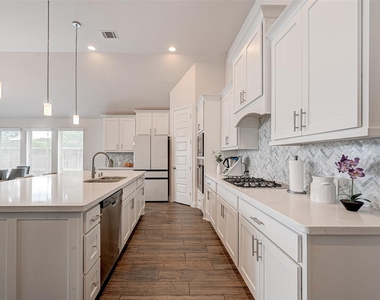 3510 Auburn Creek Circle - Photo Thumbnail 35