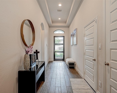 3510 Auburn Creek Circle - Photo Thumbnail 5