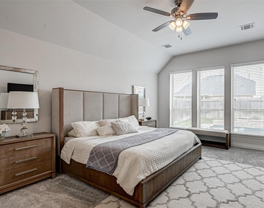 3510 Auburn Creek Circle - Photo Thumbnail 10