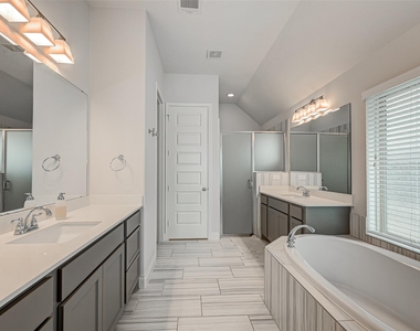 3510 Auburn Creek Circle - Photo Thumbnail 16