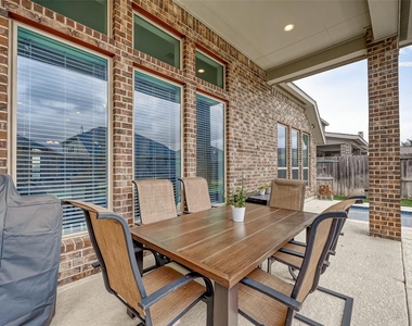 3510 Auburn Creek Circle - Photo Thumbnail 40