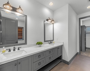 5802 Kansas Street - Photo Thumbnail 21