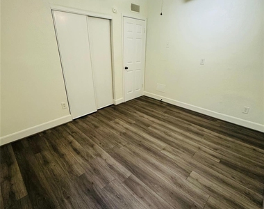 24131 Four Sixes Lane - Photo Thumbnail 3
