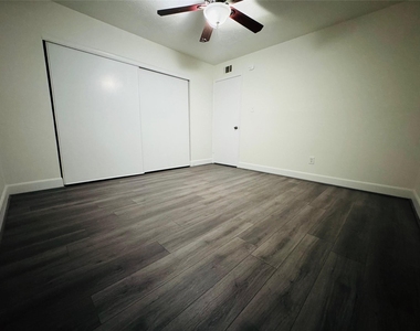 24131 Four Sixes Lane - Photo Thumbnail 5
