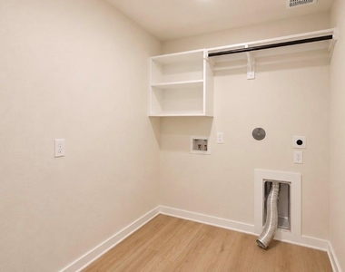 4612 Spoon Bill Cove Drive - Photo Thumbnail 19