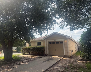 8103 Forest Glen Drive - Photo Thumbnail 1