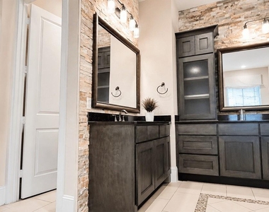 2418 Sandhill Crest Lane - Photo Thumbnail 13