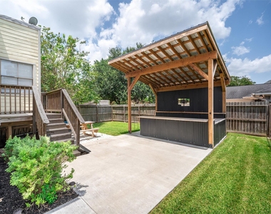 2402 Intrepid Way - Photo Thumbnail 10
