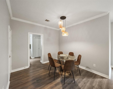 11307 Alcott Drive - Photo Thumbnail 10