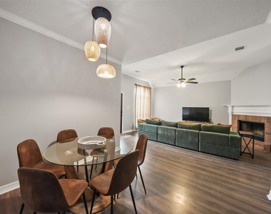11307 Alcott Drive - Photo Thumbnail 9