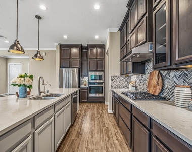 9908 Prairie House Lane - Photo Thumbnail 7
