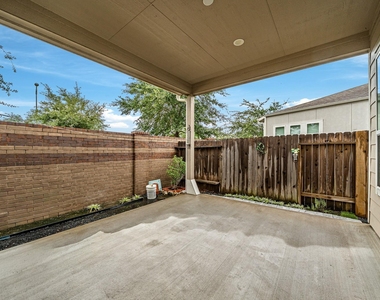 9908 Prairie House Lane - Photo Thumbnail 30