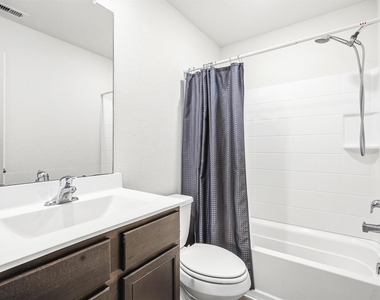 10619 Lost Maples Drive - Photo Thumbnail 22