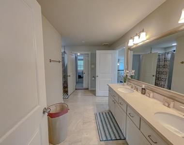 13422 Preston Cliff Court - Photo Thumbnail 11