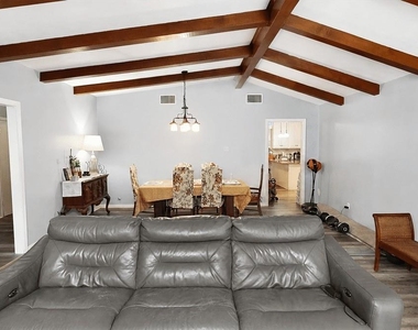 1139 Mainland Drive - Photo Thumbnail 4