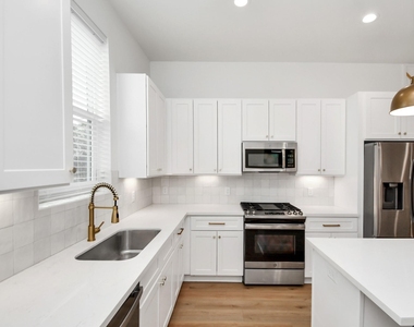 2015 Cochran Street - Photo Thumbnail 12