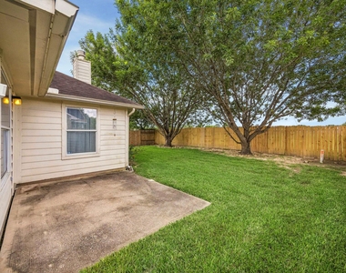 24027 Floragate Drive - Photo Thumbnail 20
