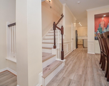 4916 Inker Street - Photo Thumbnail 6