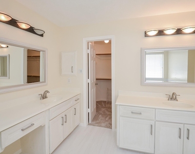 4916 Inker Street - Photo Thumbnail 20