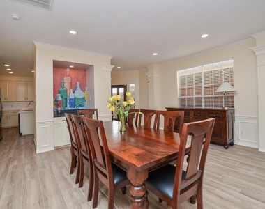 4916 Inker Street - Photo Thumbnail 3