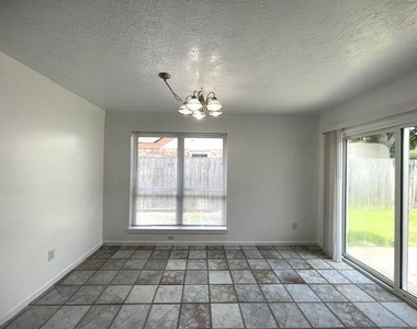 15523 Pensgate Street - Photo Thumbnail 22