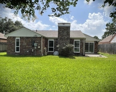 15523 Pensgate Street - Photo Thumbnail 24