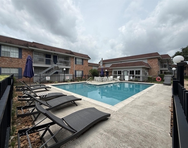 2250 Bering Drive - Photo Thumbnail 22
