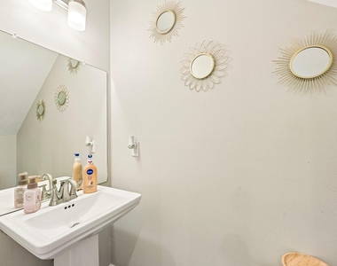 210 Garrotsville Street - Photo Thumbnail 23
